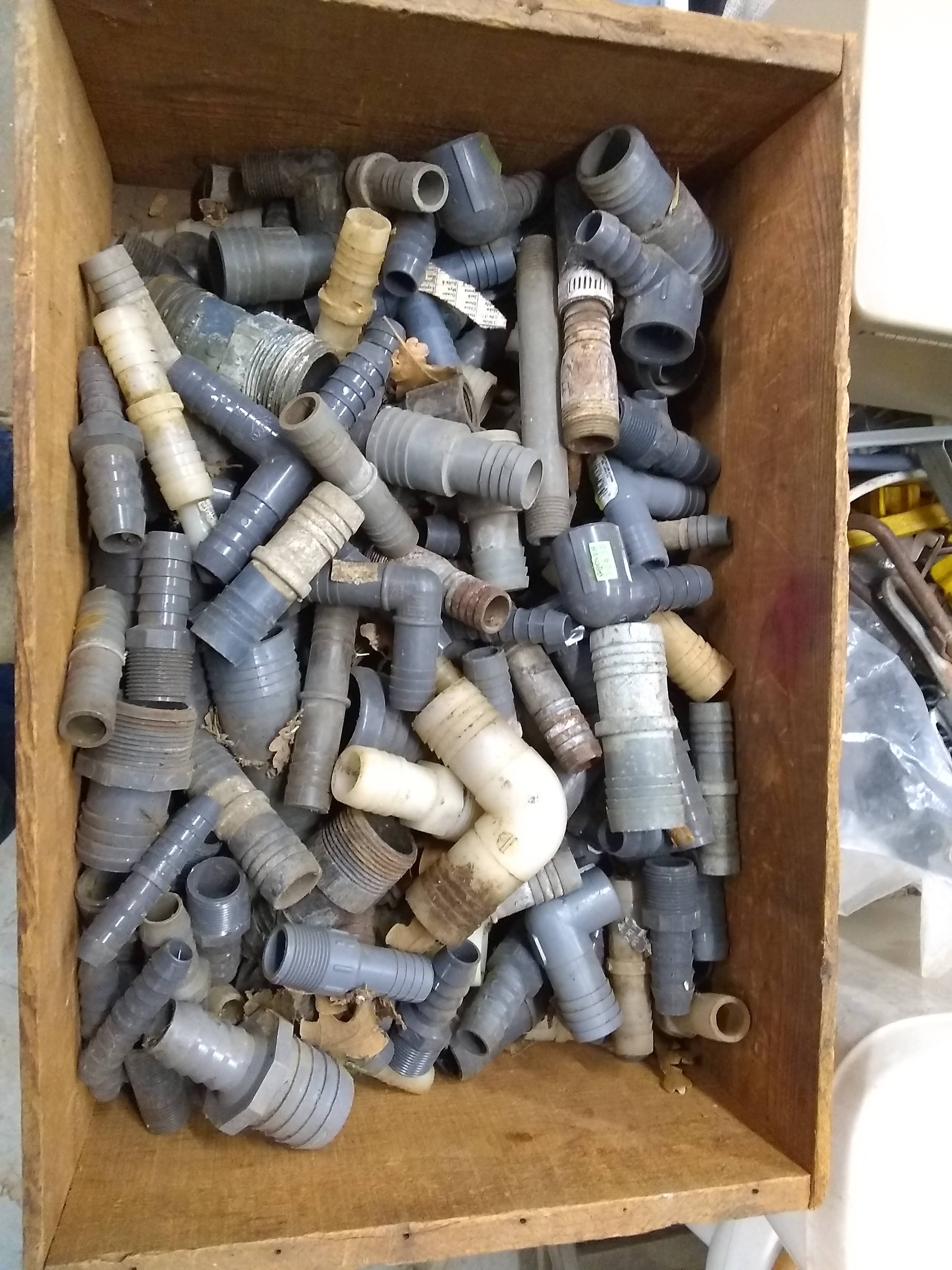 Poly Pipe Barb Fittings